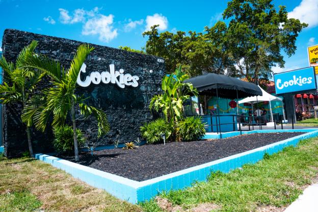 Berner Draws Huge Crowds In Miami For Cookies' Cannabis Dispensary