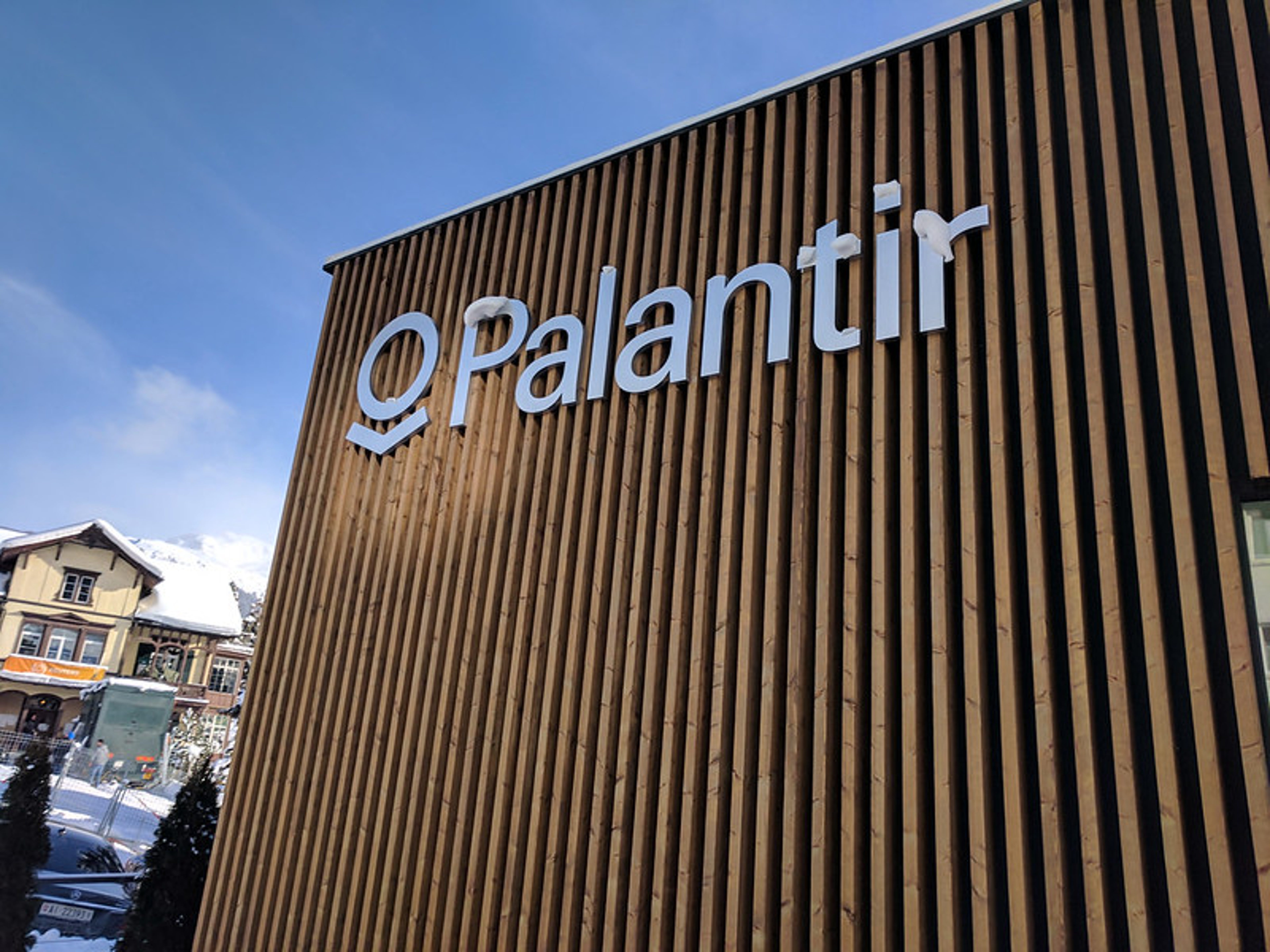 Is Palantir A Crypto Play? Why This Investor Says The Stock Should Be &#39;Significantly Higher&#39;