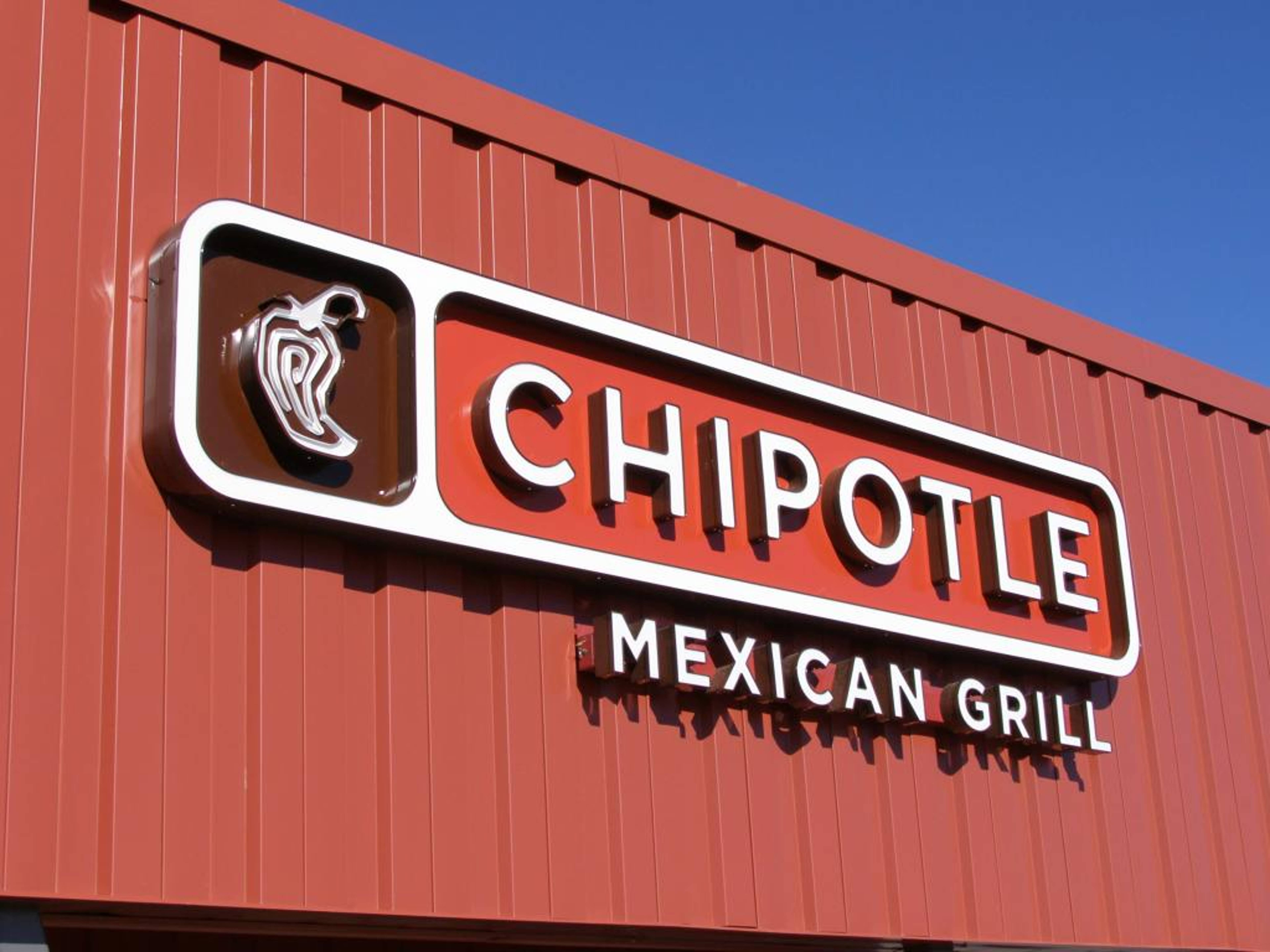Last Week&#39;s Notable Insider Buys: Beacon Roofing, Chipotle, IPOs, Latham And More
