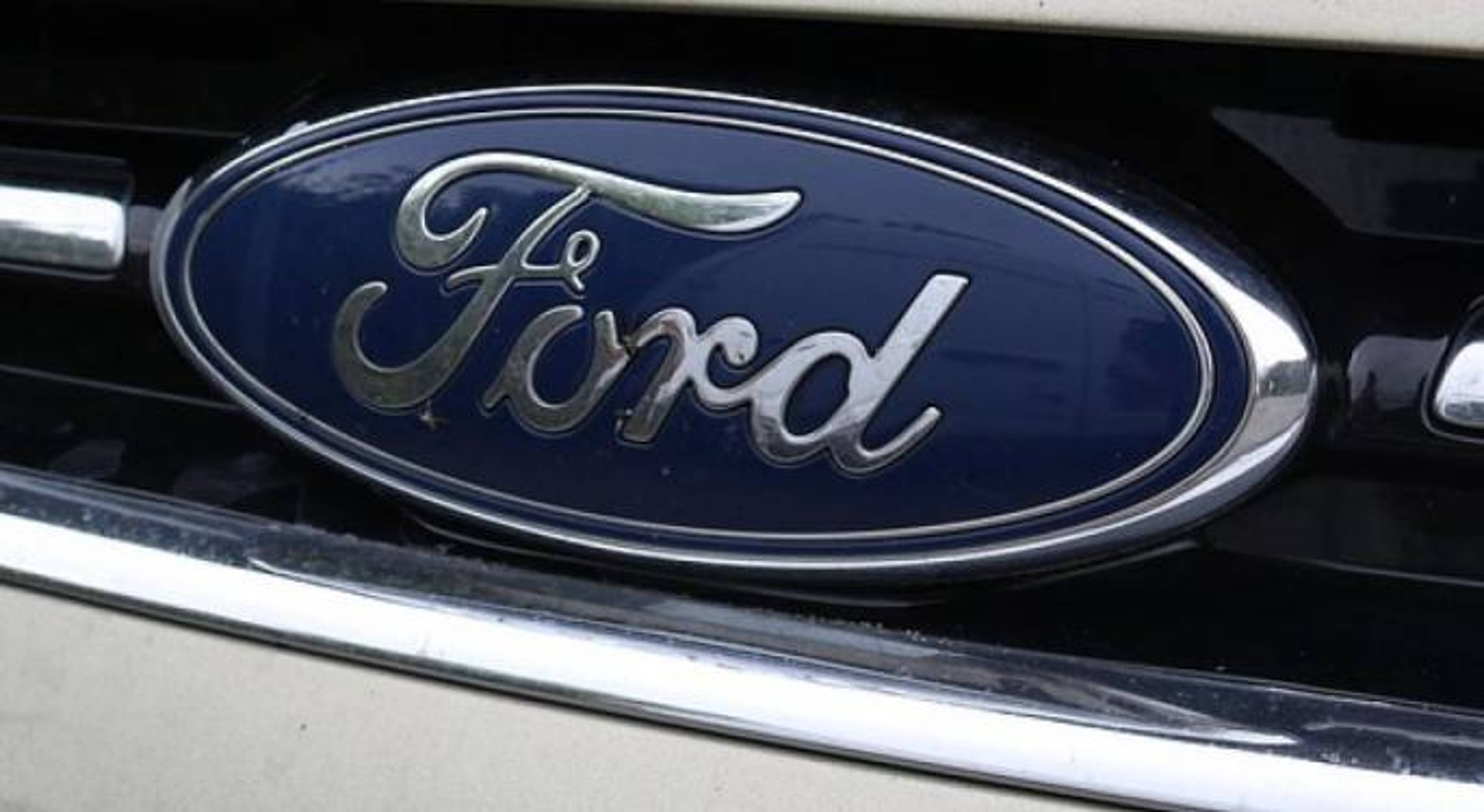 Why Is This Ford Analyst Downgrading The Stock?