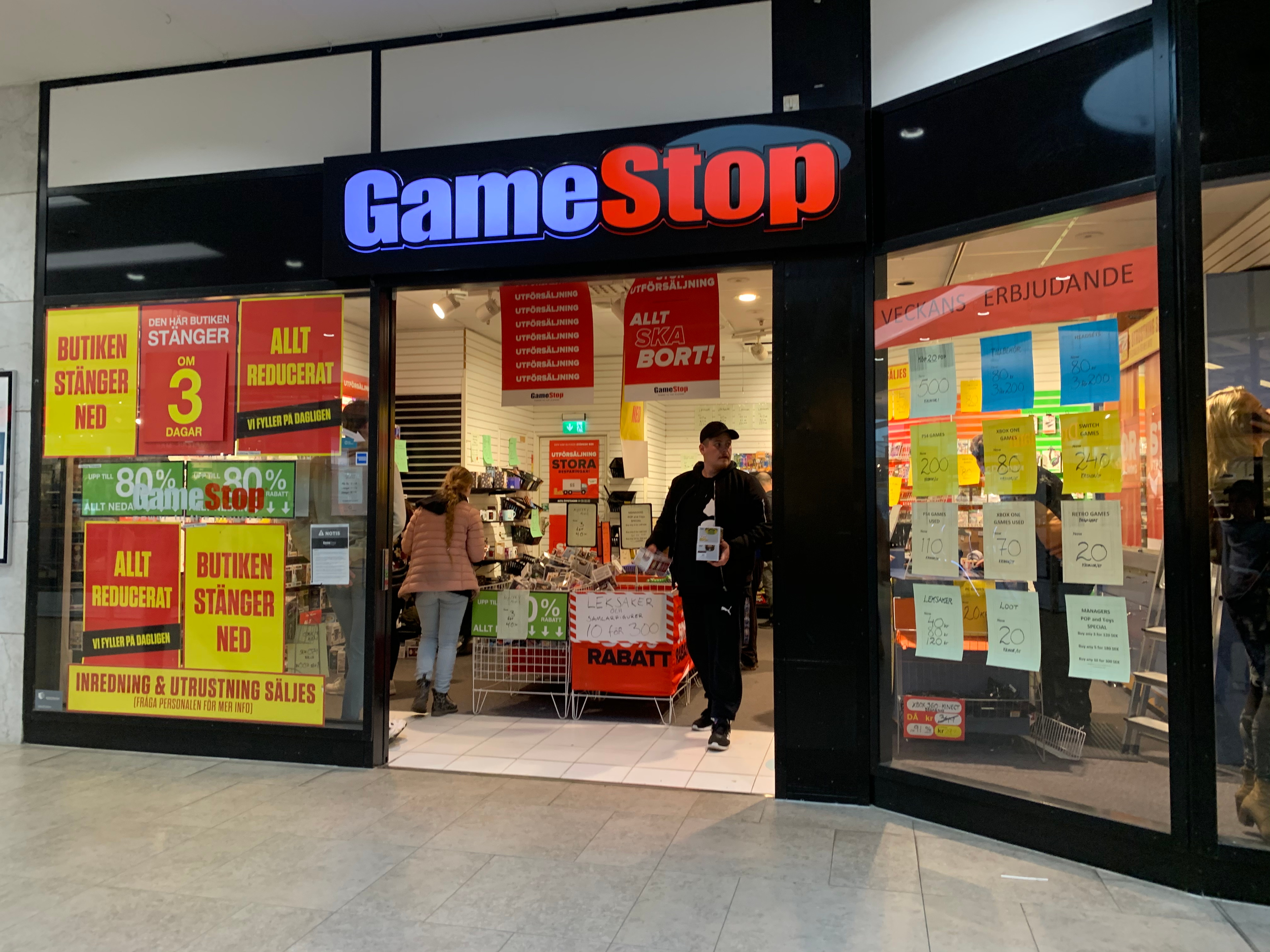 Gamestop Short-Selling Nets Bill Gross $10M, Who Says Current Volatility &#39;Perfect Opportunity For Options Sellers&#39;
