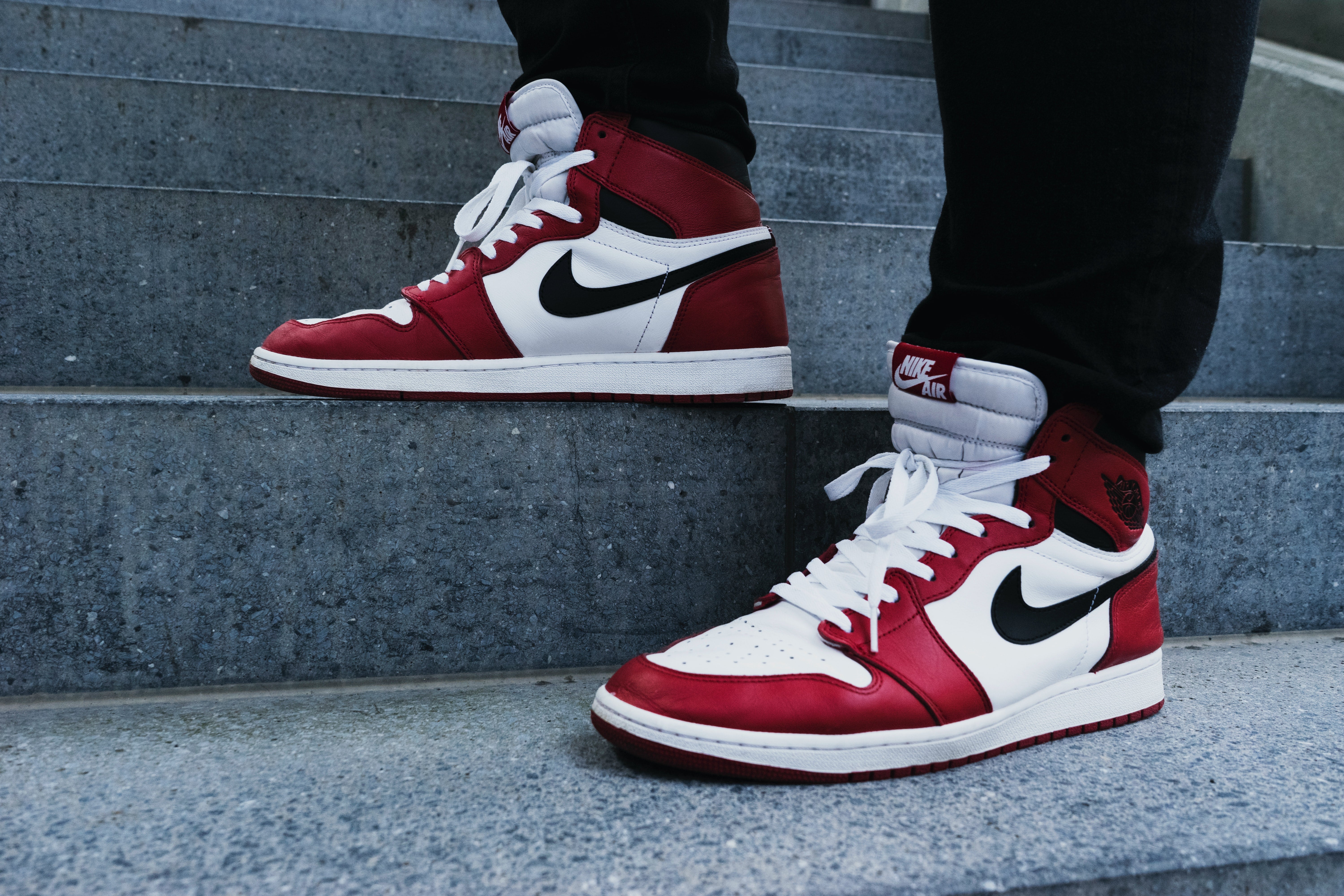 If Invested $1,000 In Nike Stock When Air Jordan Shoes Were Released, Here's How Much Now - Nike (NYSE:NKE) - Benzinga