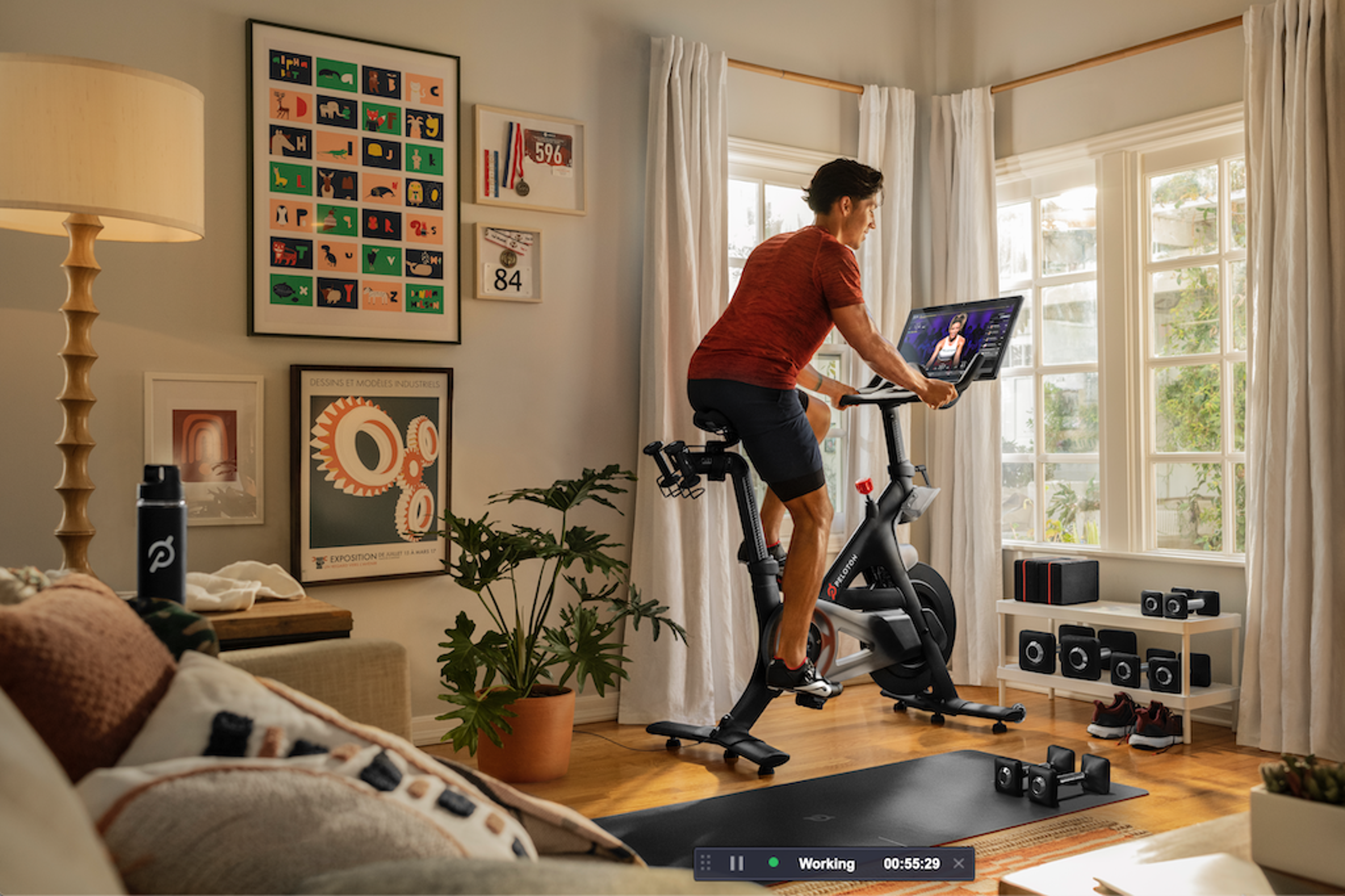 Why This Peloton Analyst Sees Over 35% Upside In Shares
