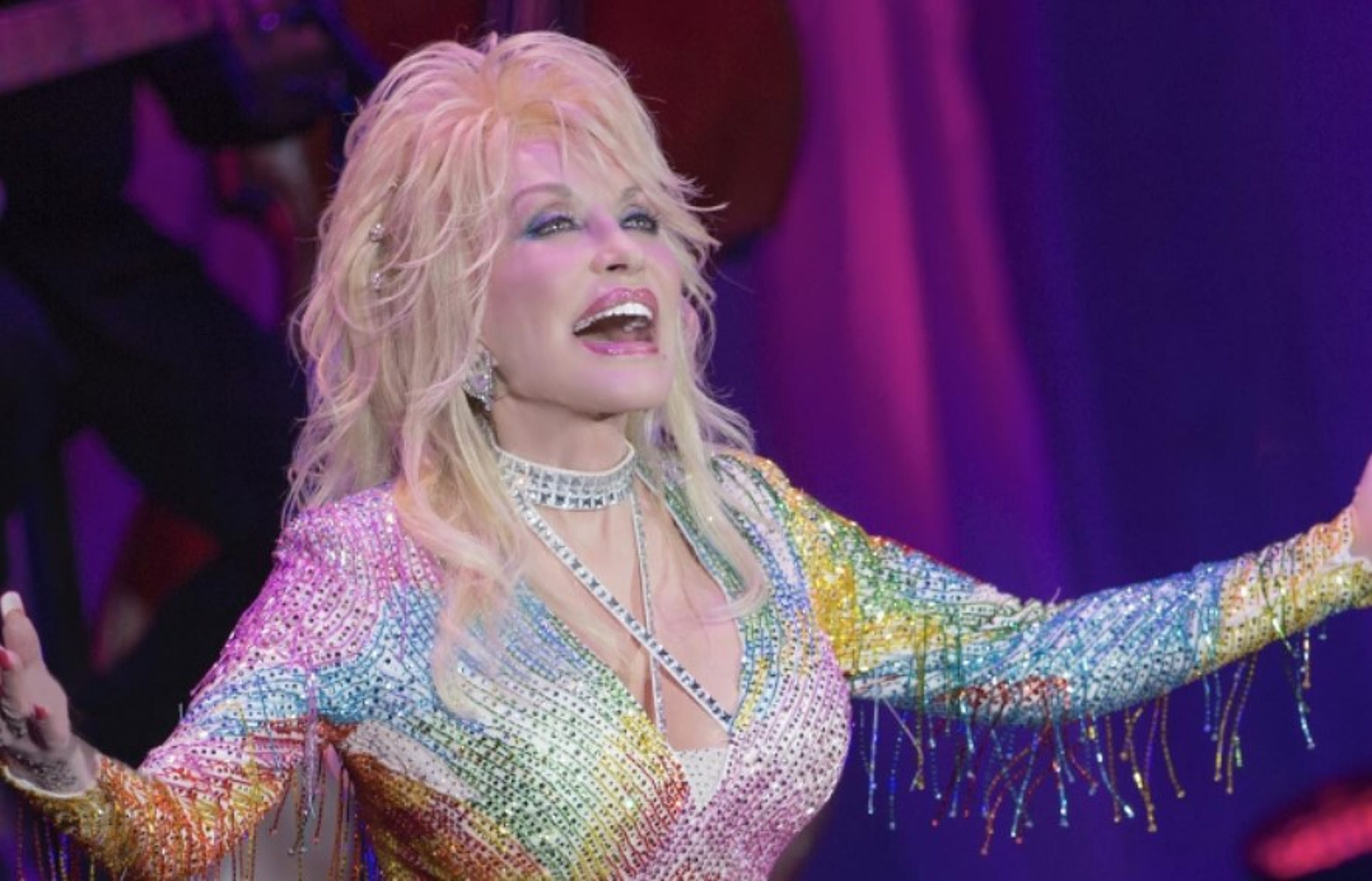 Coming Soon: A TikTok Musical On Taco Bell&#39;s Mexican Pizza Starring...Dolly Parton?