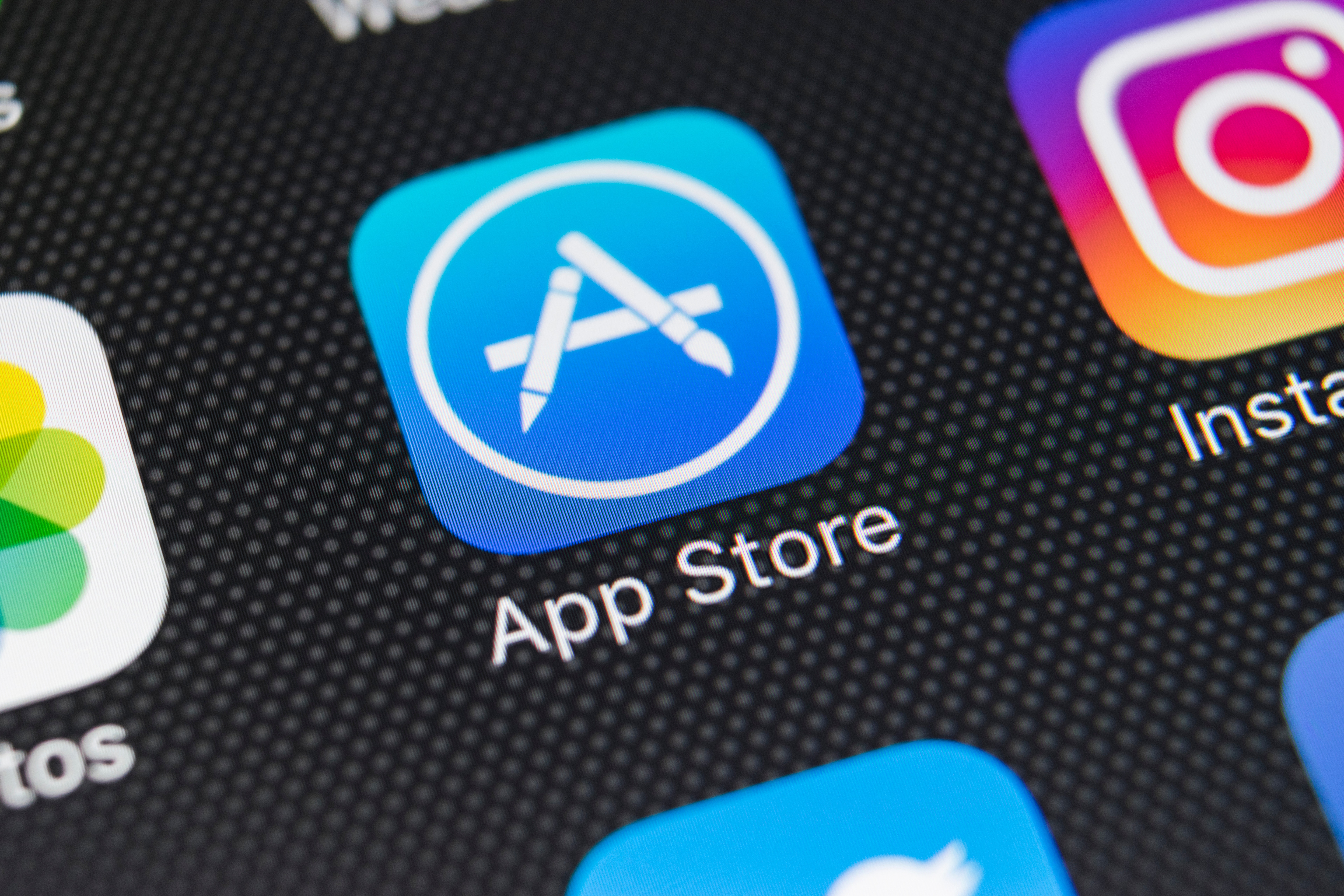 &#39;Urgent Need&#39; To Regulate Apple, Google&#39;s App Store Practices, Says Indian Trade Body