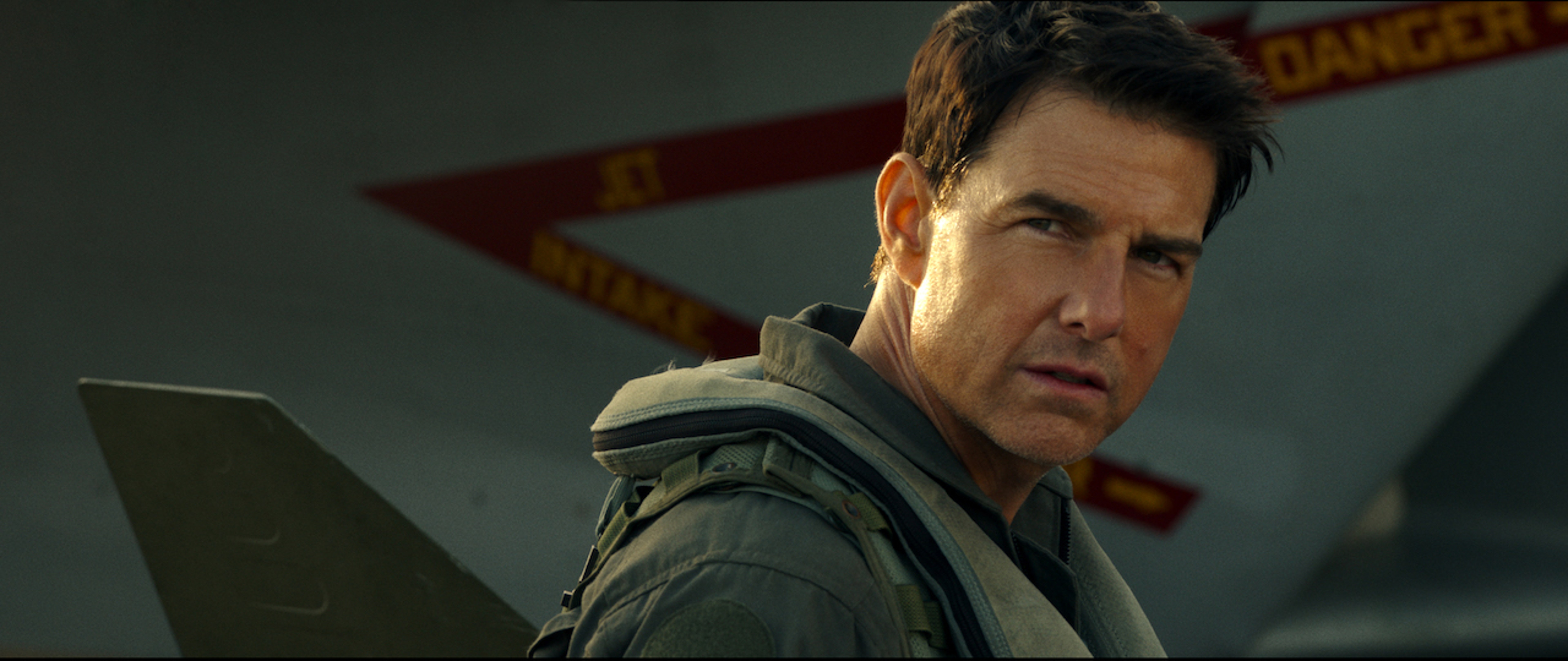 Benzinga Asks: Will Moviegoers Flock To Theaters To See Tom Cruise In &#39;Top Gun: Maverick&#39;?