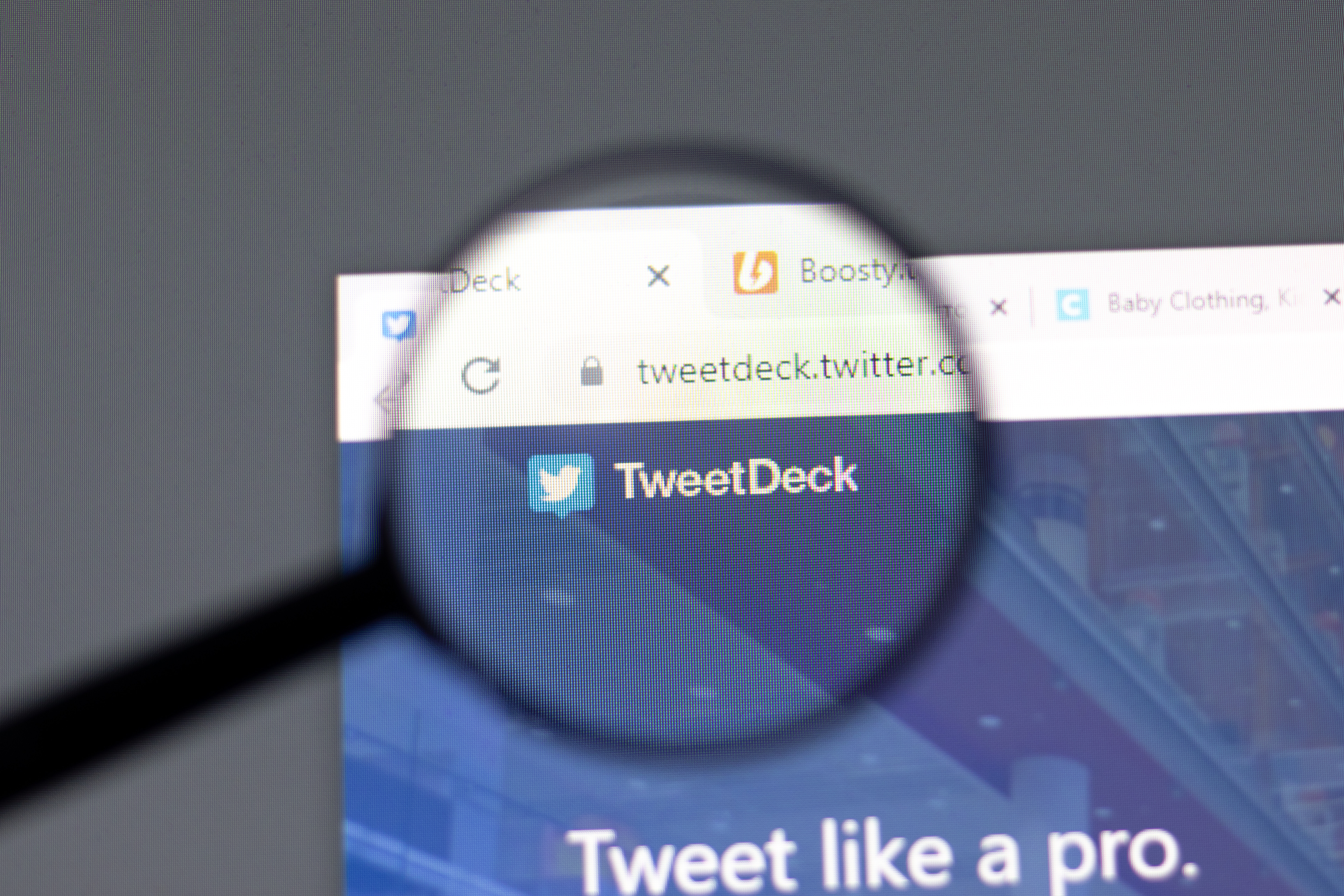 Twitter Says Bye, Bye To TweetDeck: 4 Alternatives For Mac Users