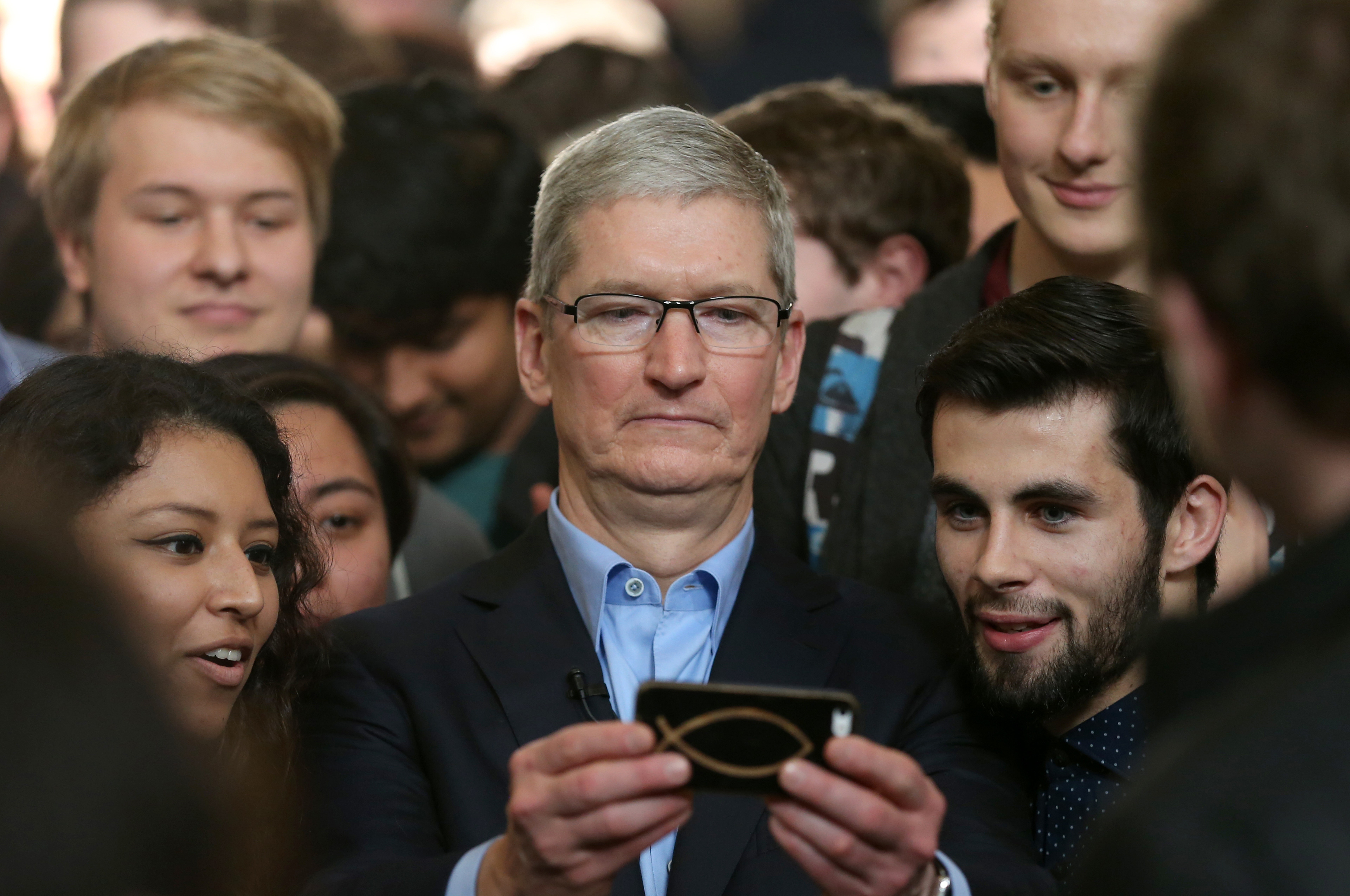 Why Apple CEO Tim Cook &#39;Deeply Fears&#39; Withering Away Of Privacy