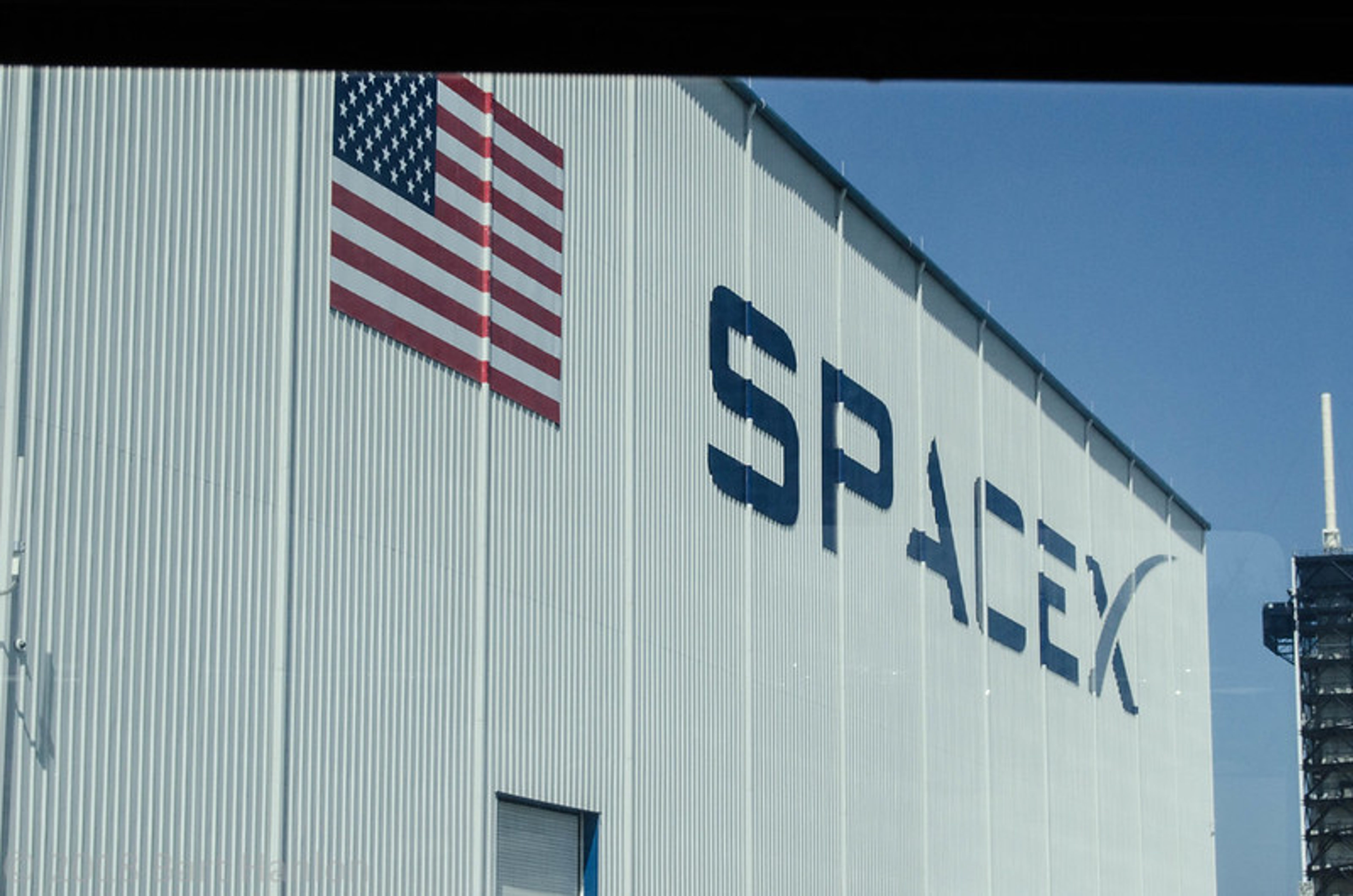 SpaceX Employees Say Elon Musk&#39;s Behavior Is An &#39;Embarrassment,&#39; Ask Company To Take Action