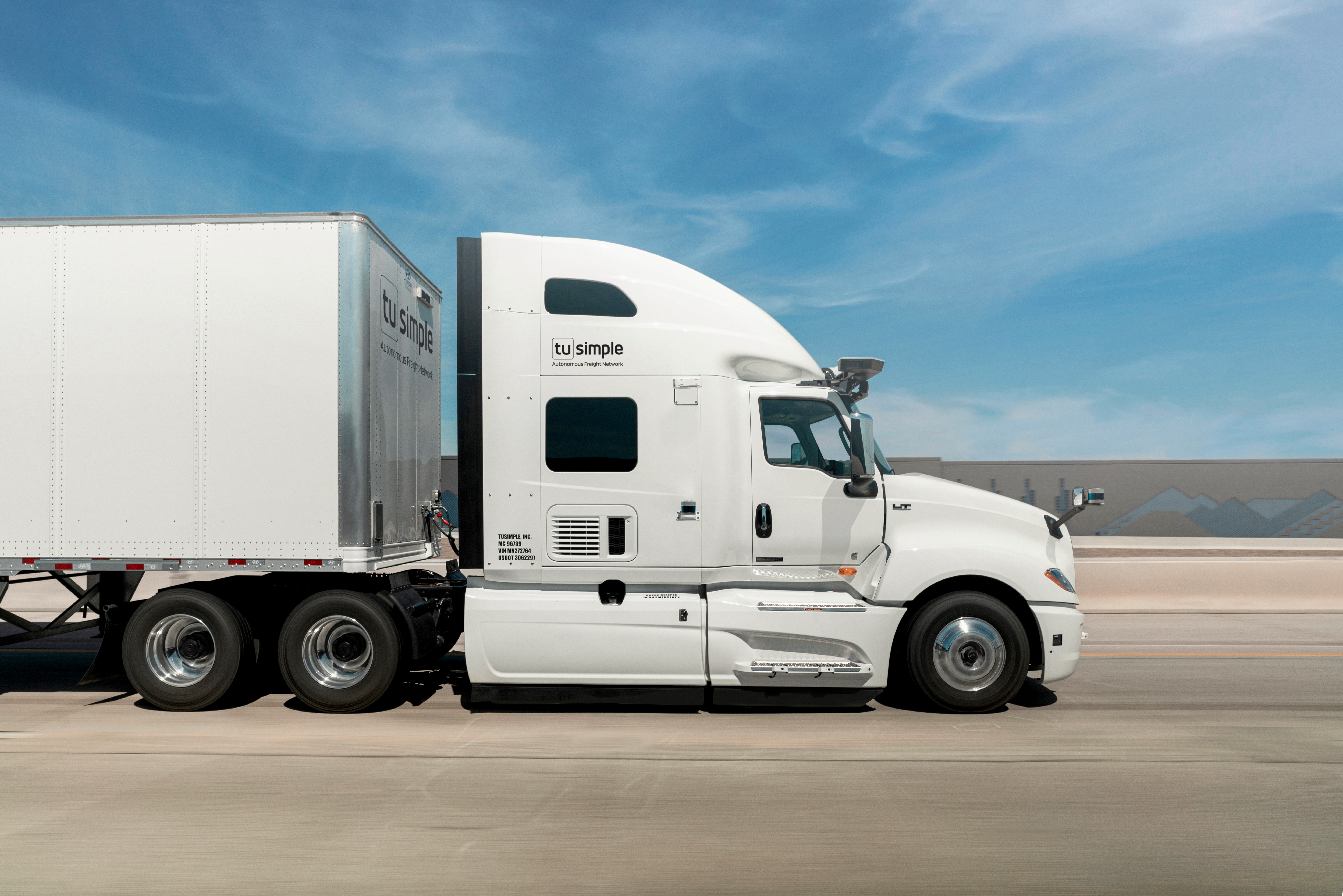 Cathie Wood Snaps Up $1M More Of This Self-driving Truck Startup On The Dip