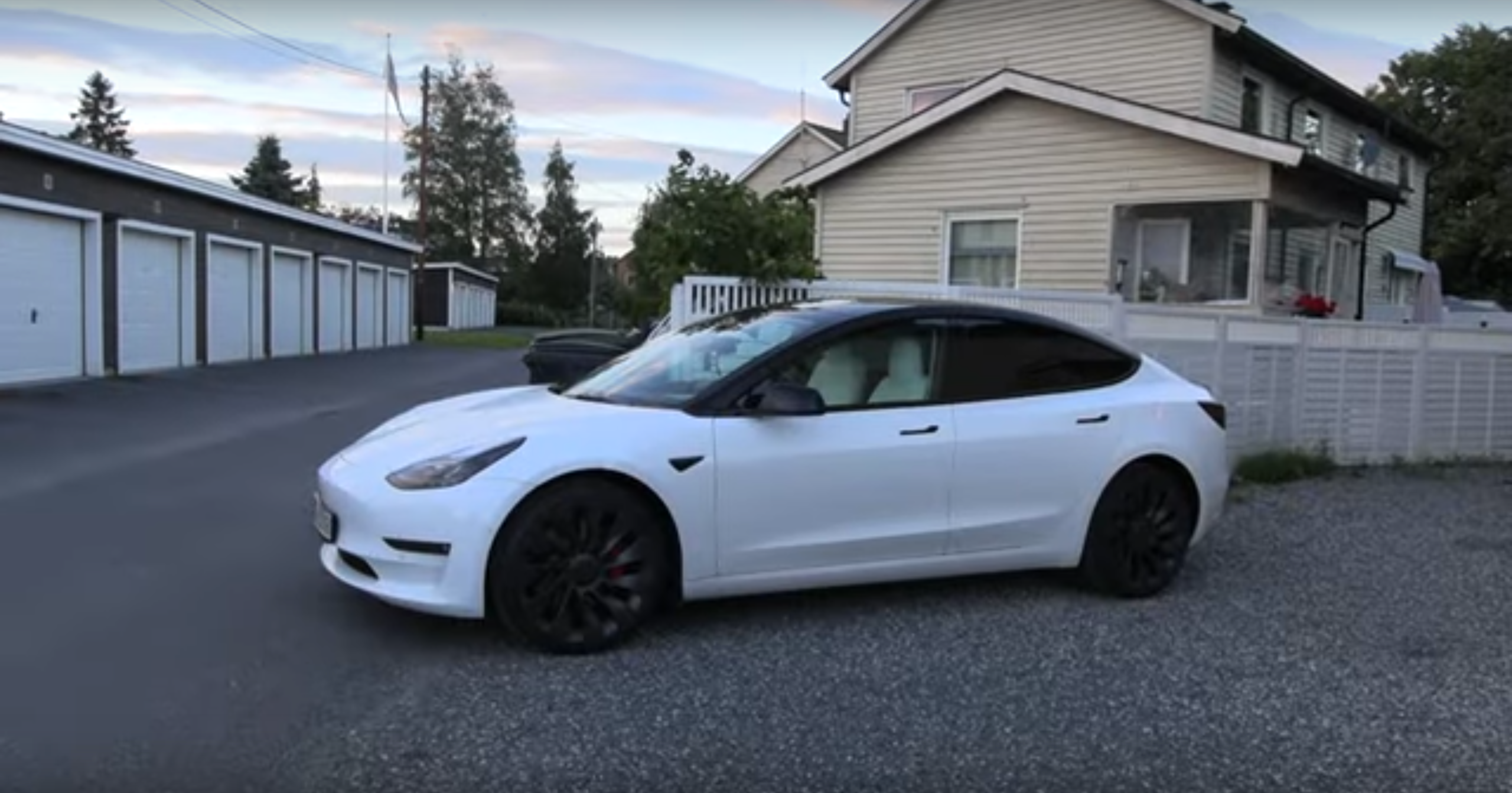 Tesla Model 3 Sets New Record In 1,000 KM Challenge: Here&#39;s Why It&#39;s Important