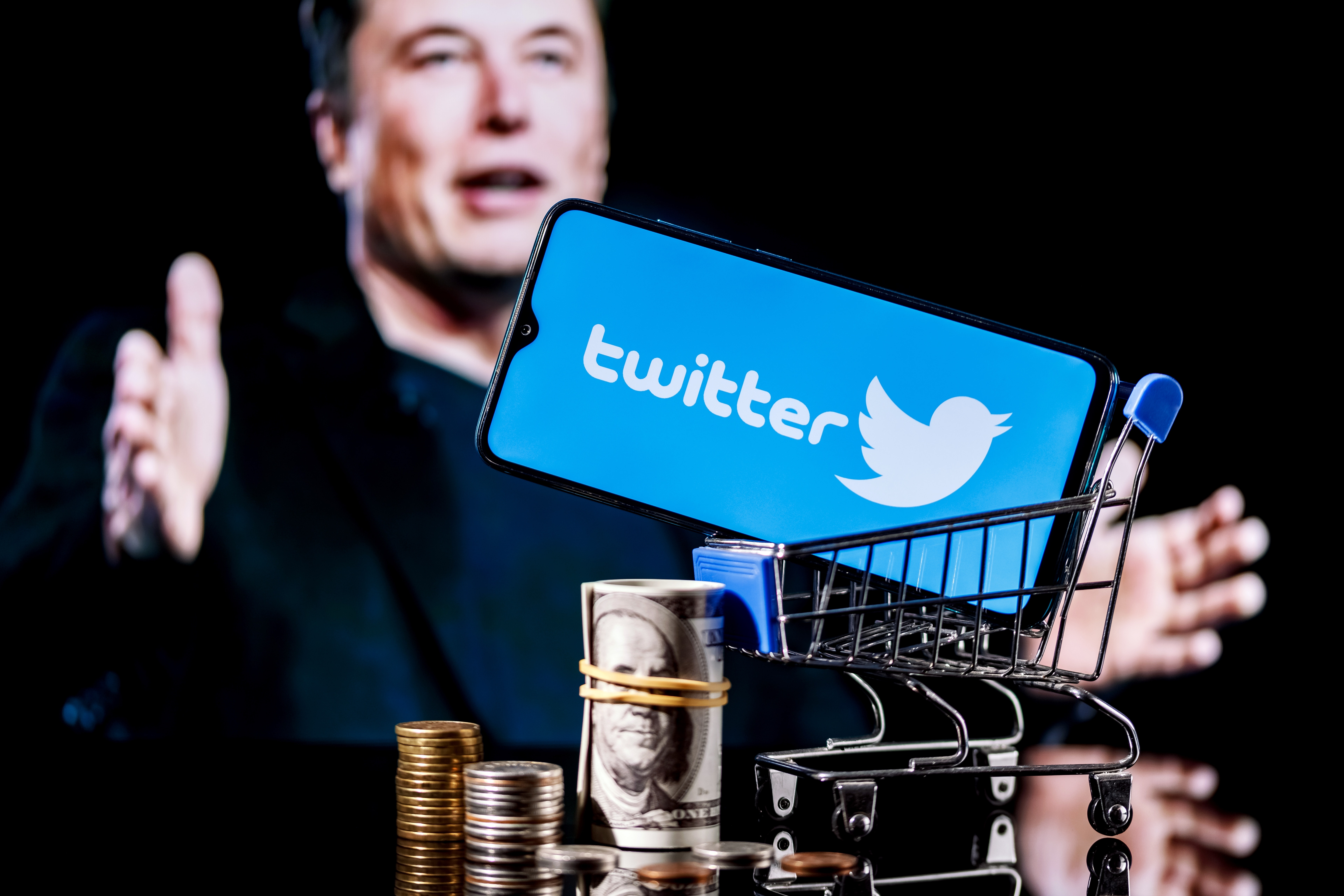 Analyst Take: Signs Show Elon Musk Still Interested In Acquiring Twitter