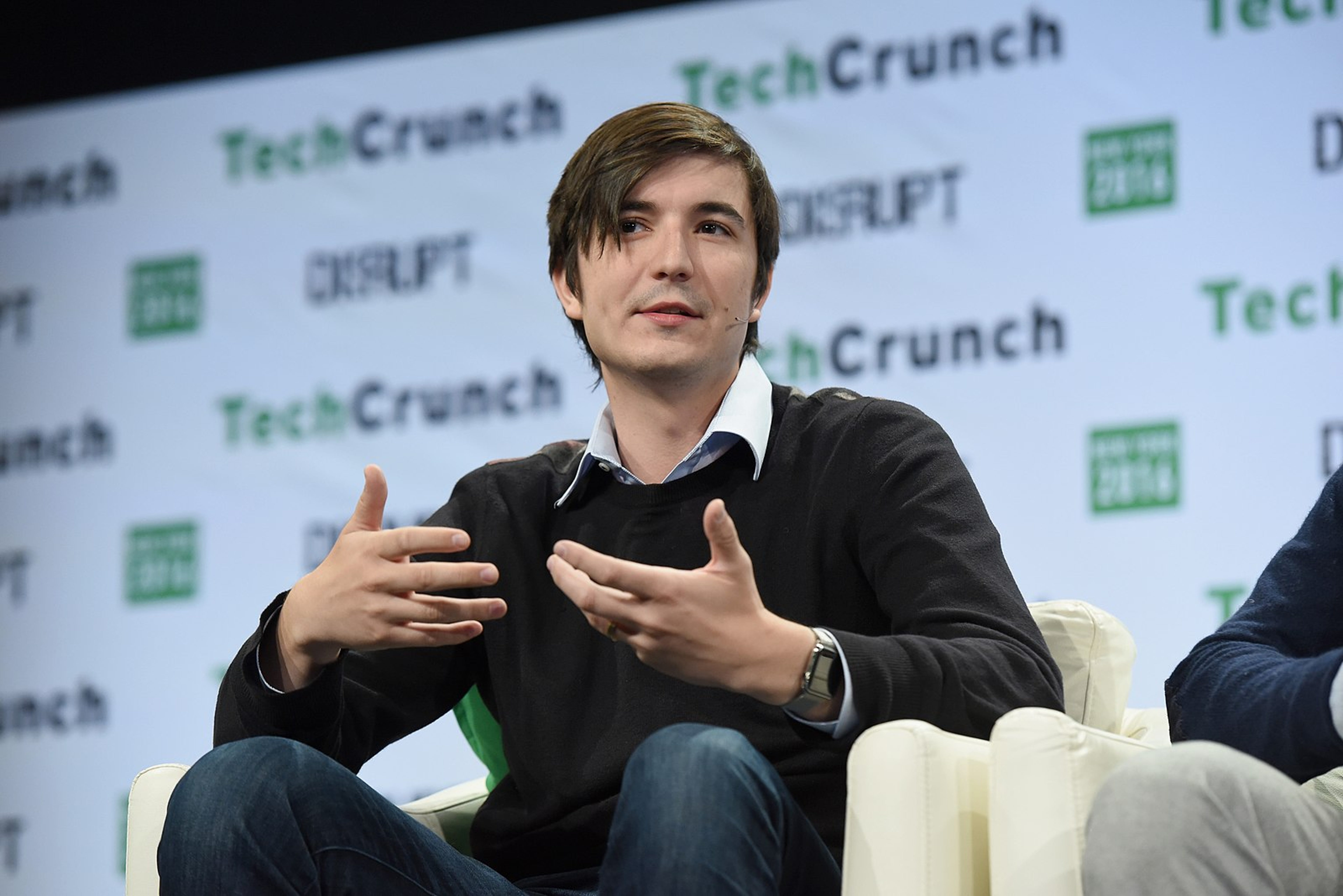 Robinhood CEO Plays Down Merger Buzz With FTX, Charles Schwab: &#39;I Love Us As A Standalone Company&#39;