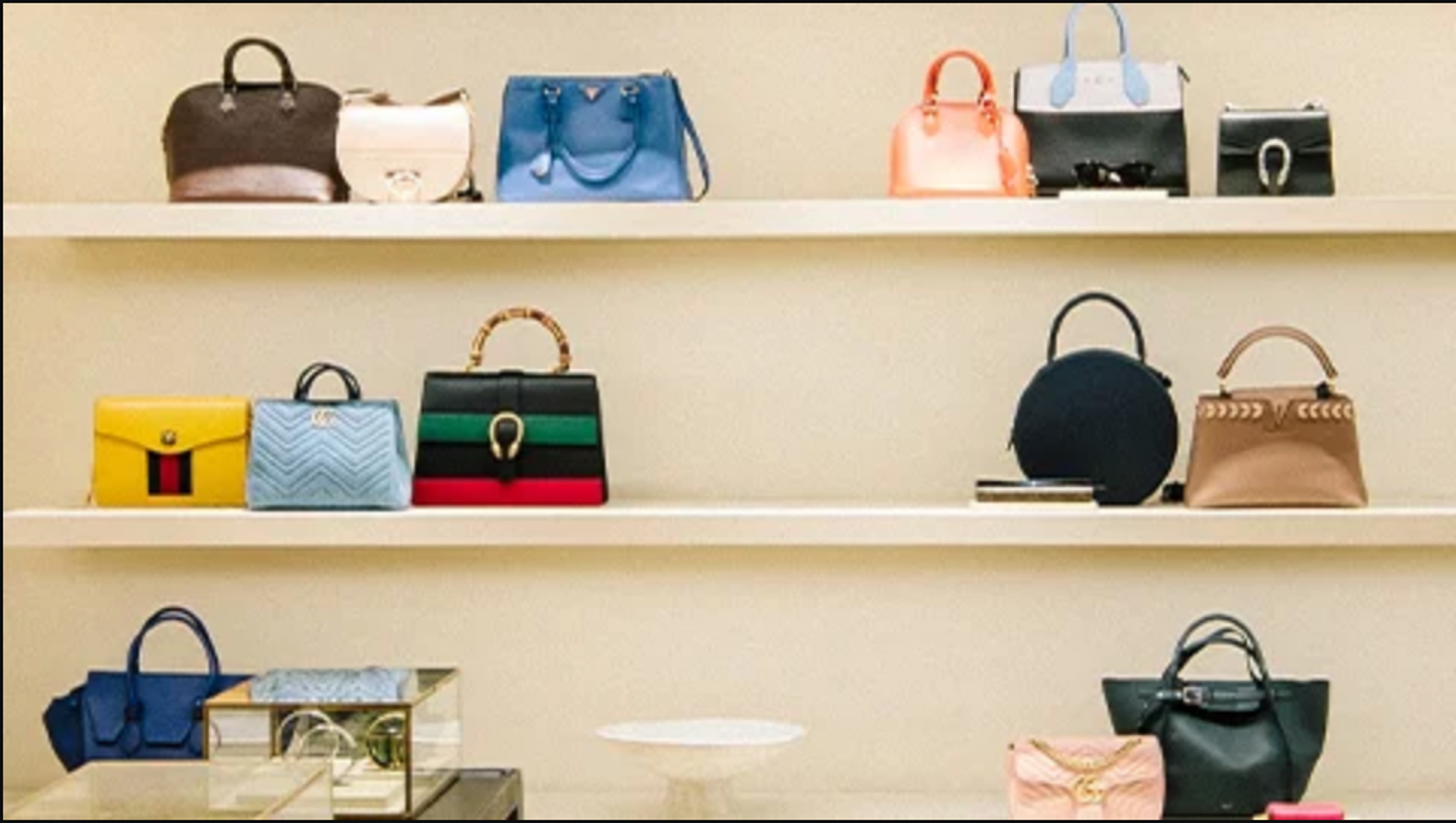 RealReal Gets Downgraded Downgraded: Analyst Slashes Luxury Resale Store&#39;s Rating By Two Notches