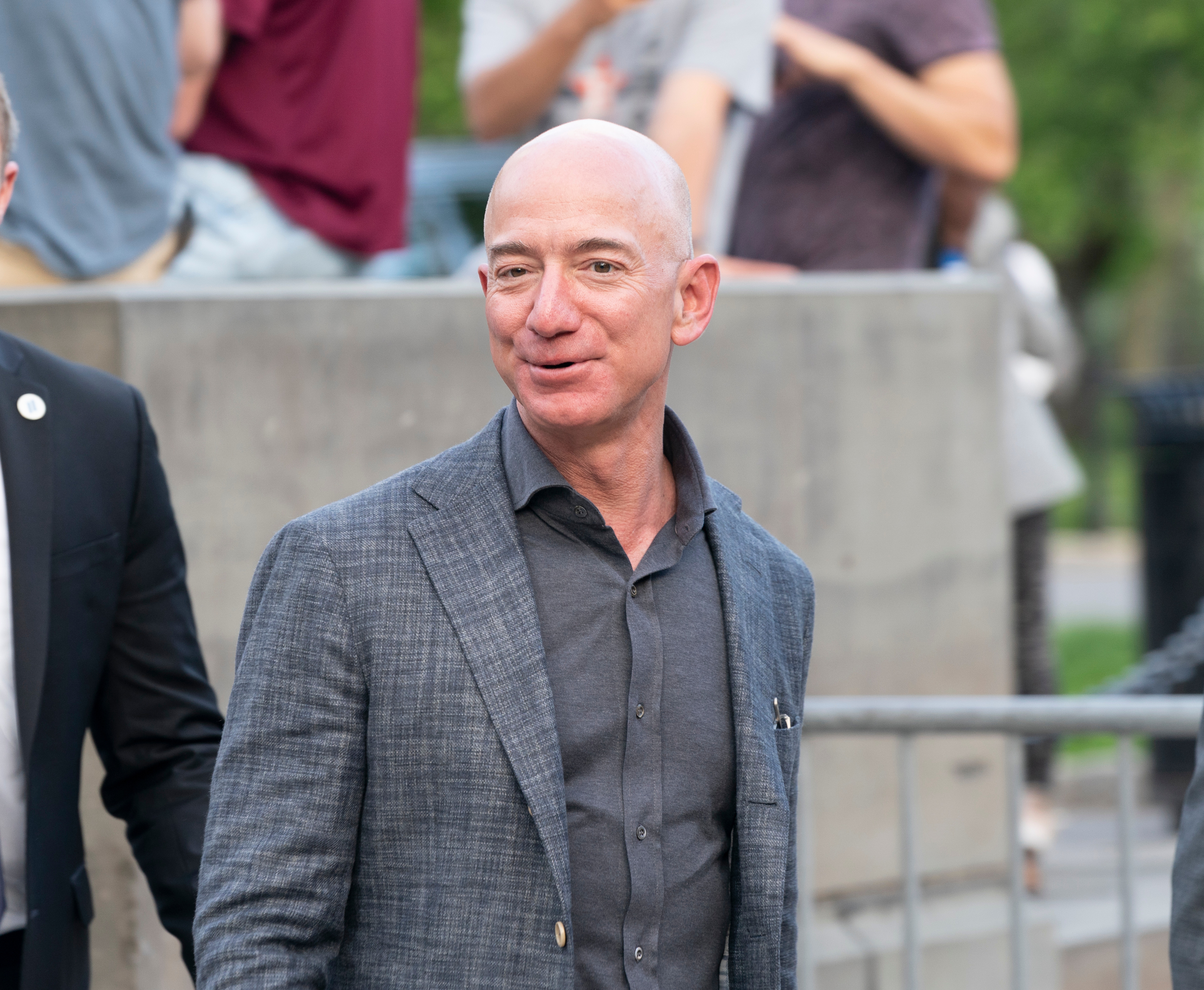 A Look At The Startups Jeff Bezos Has Invested In This Year - Most Have This One Thing In Common