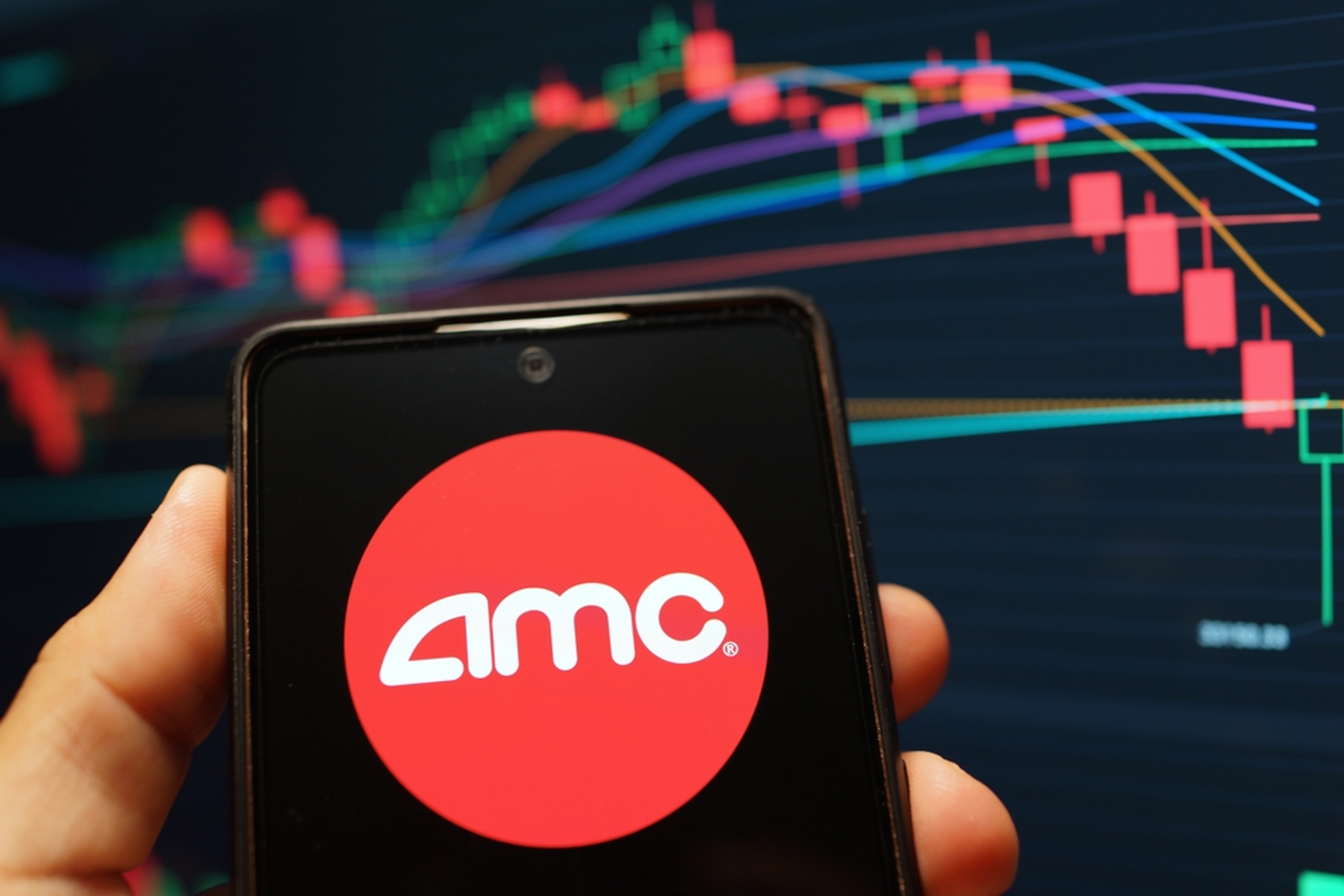 AMC Entertainment Consolidates APE Equity Distribution Agreement: Here&#39;s What To Watch