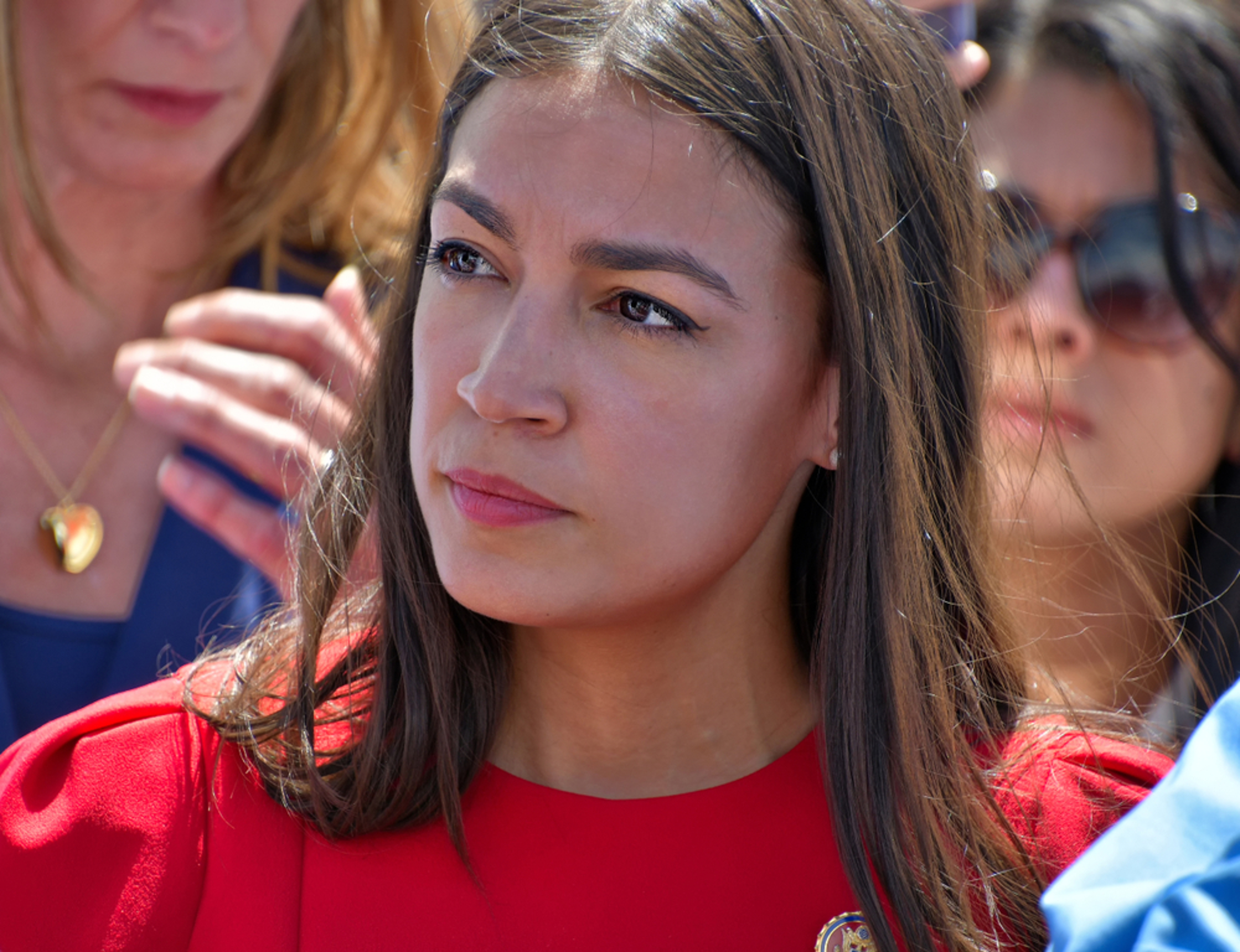 Criticizing Elon Musk Will Lead To Your Twitter Account Going Bad? Alexandria Ocasio-Cortez Alleges That&#39;s Exactly What Happened To Her