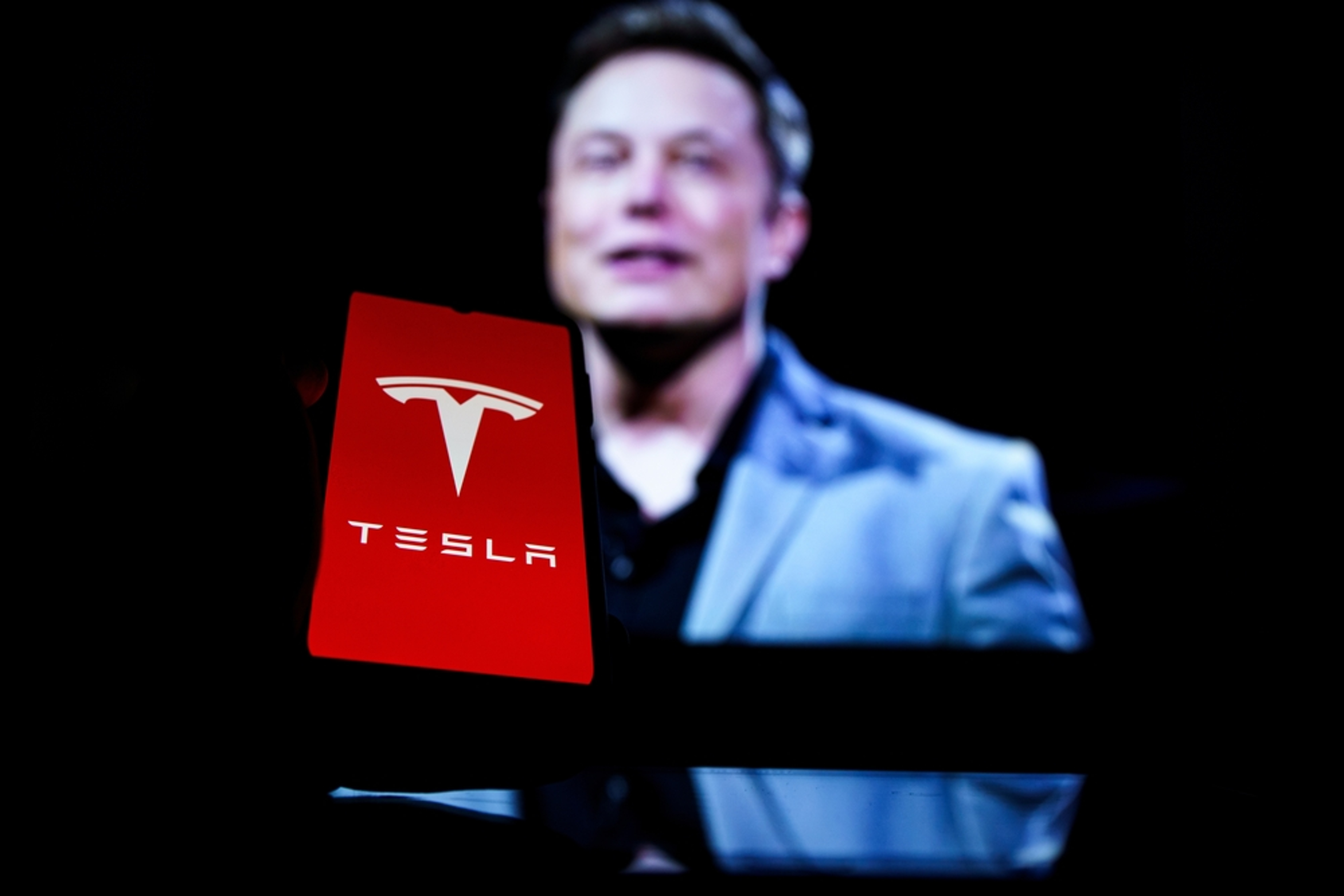 Is Elon Musk Stepping Down As Tesla CEO Soon? Analysts React To &#39;Succession&#39; Comments