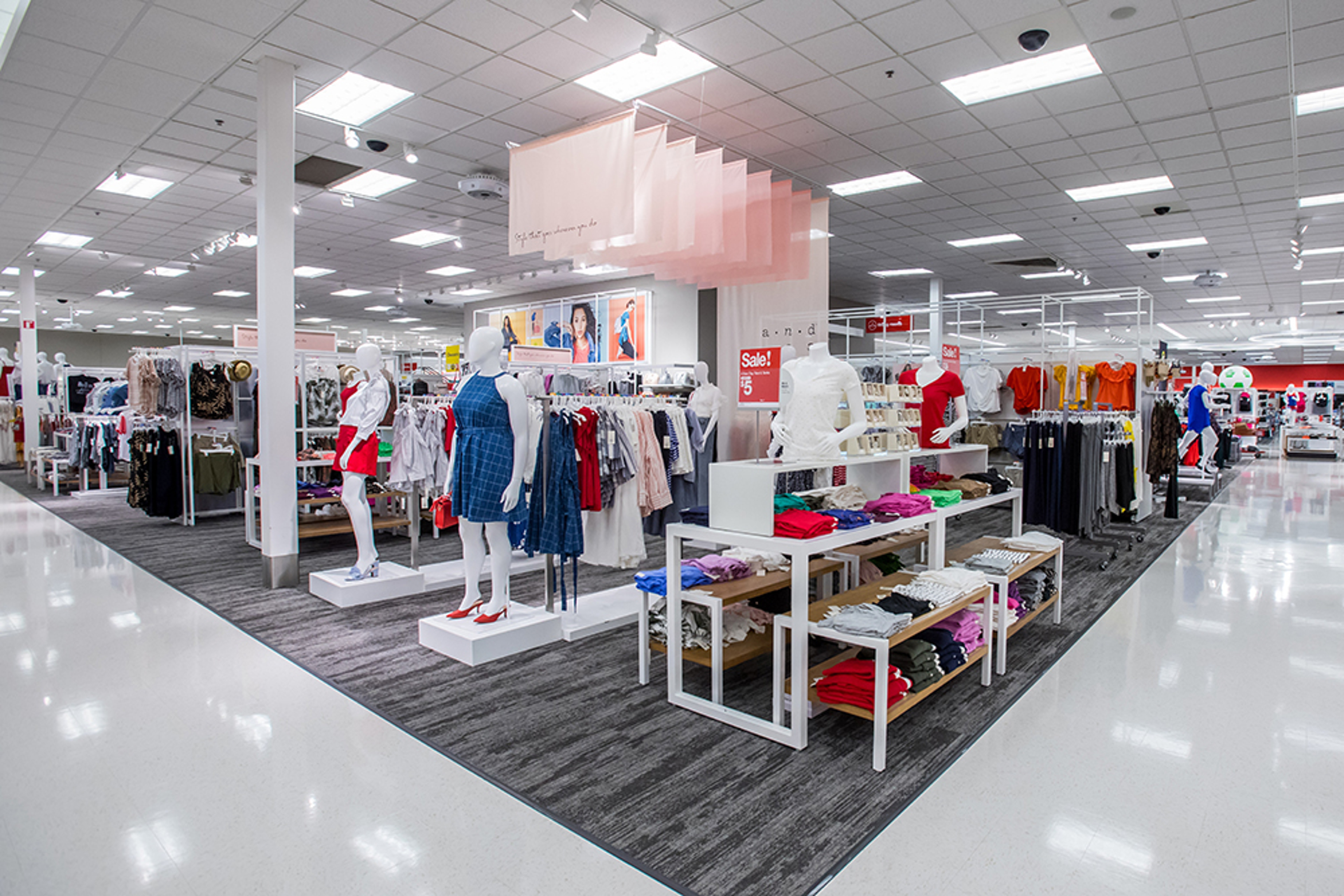 Retail Earnings Preview: What To Expect From Target, TJX Companies And Walmart This Week