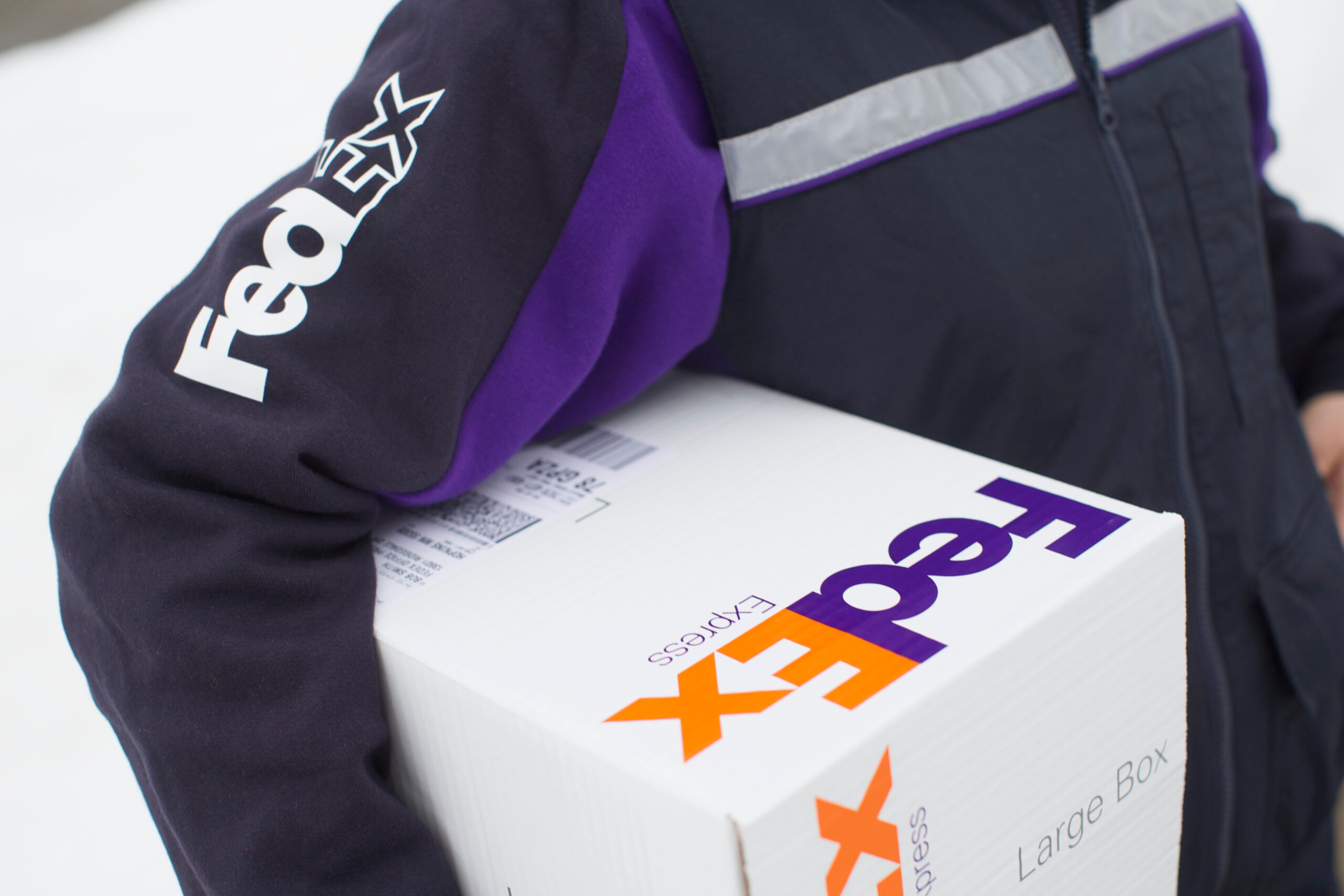 FedEx Q4 Earnings Preview: What Analysts Expect And How The Company Serves As A Bellwether For Economy