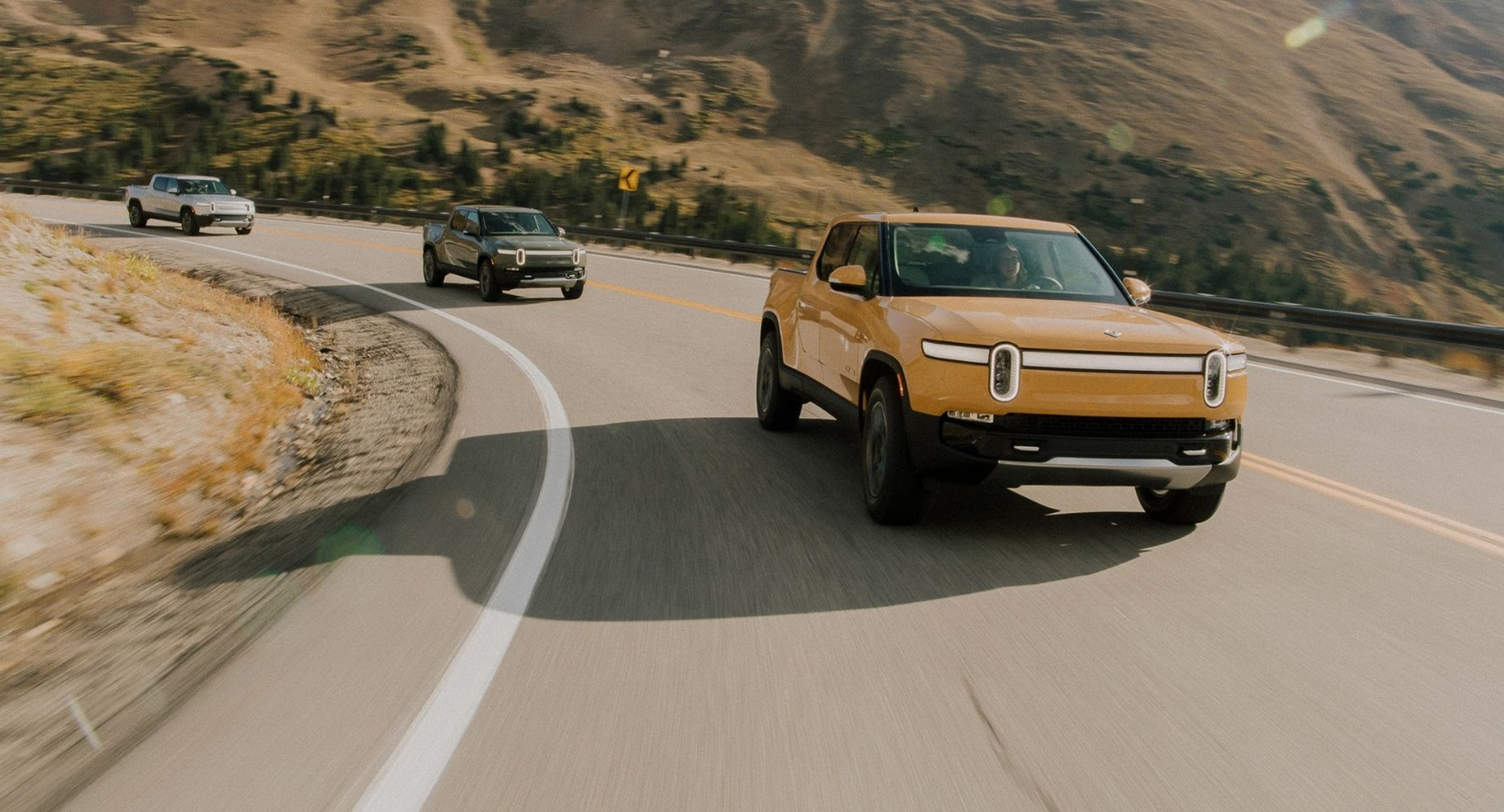 Rivian Analyst Drops Bullish Stance Ahead Of Earnings: Find Out Why And What EV Stocks He Prefers