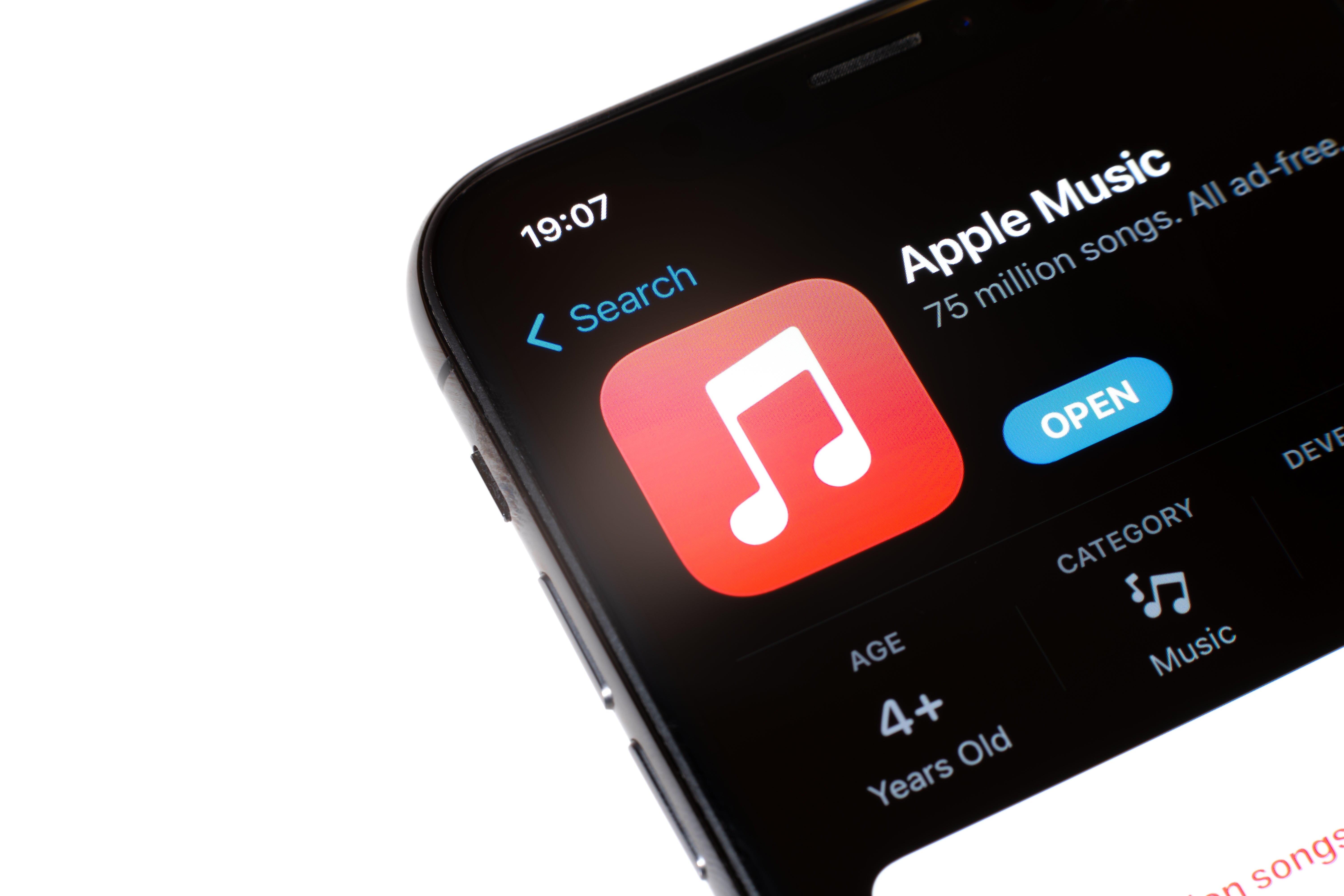 Apple introduces the Apple Music Voice Plan - Apple