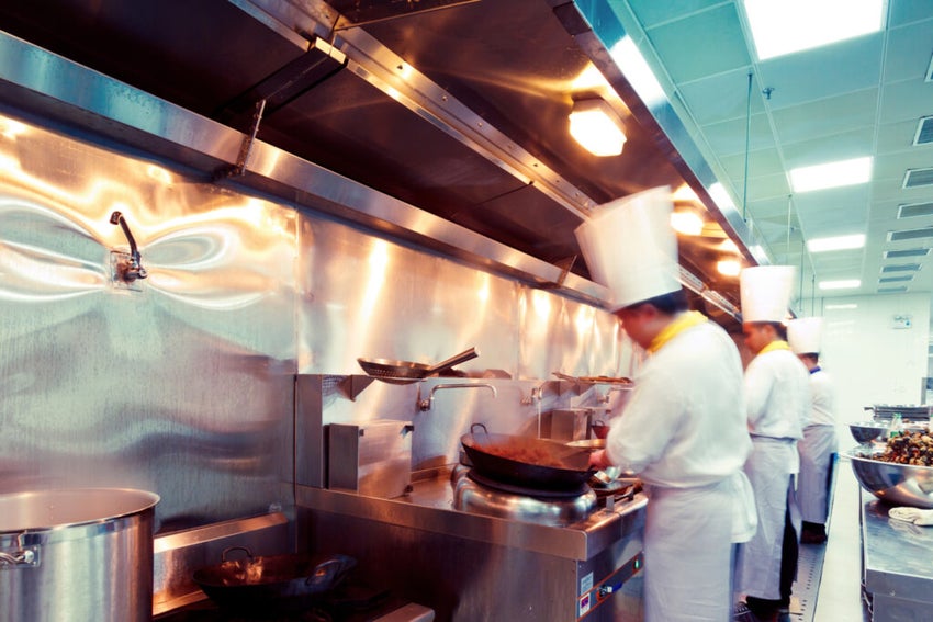 Motion,Chefs,Of,A,Restaurant,Kitchen