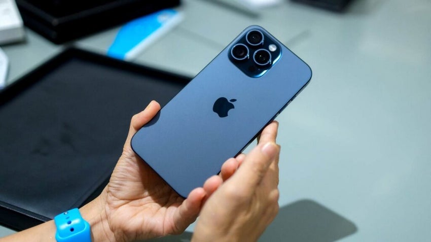 Trump's Tariffs Could Push Apple Iphone Prices To A Staggering $3,500, Analyst Predicts