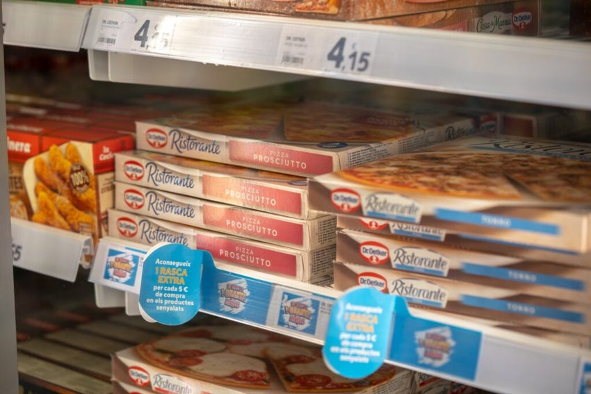 Great,Quantity,Of,Different,Frozen,Pizza,In,The,Supermarket.,Barcelona,